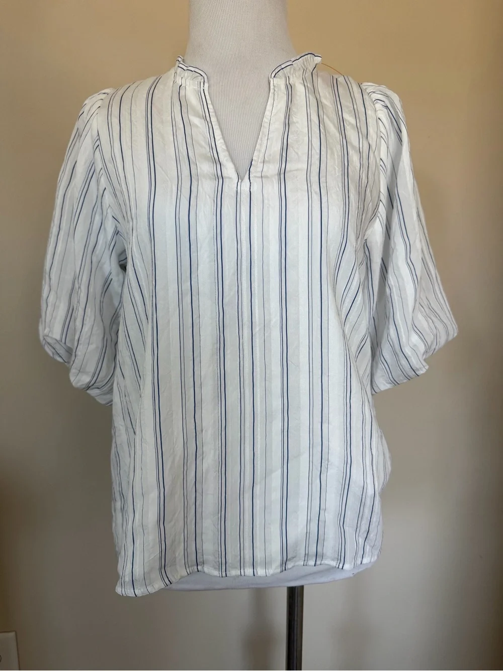 New-Ann Taylor pinstripe puff shoulder pullover blouse top-XS